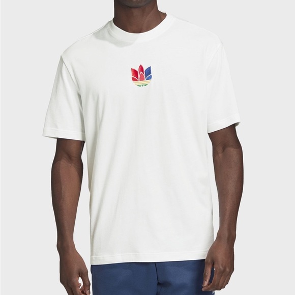 adidas Originals | Shirts | Adidas Adicolor 3d Trefoil Tshirt | Poshmark